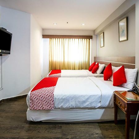 Oyo 106 Beach Hotel Singapore Esterno foto