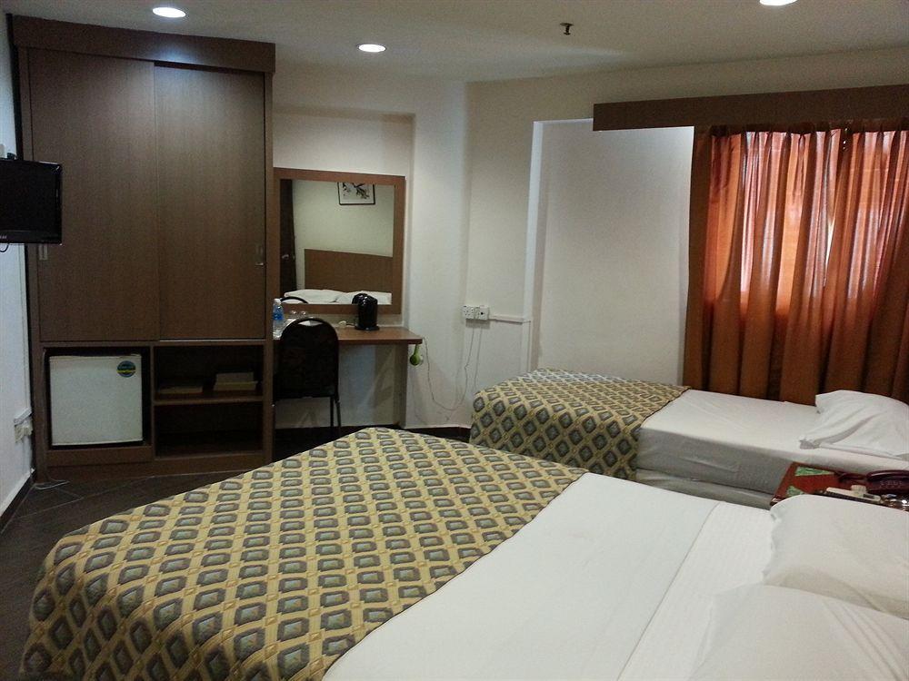 Oyo 106 Beach Hotel Singapore Esterno foto
