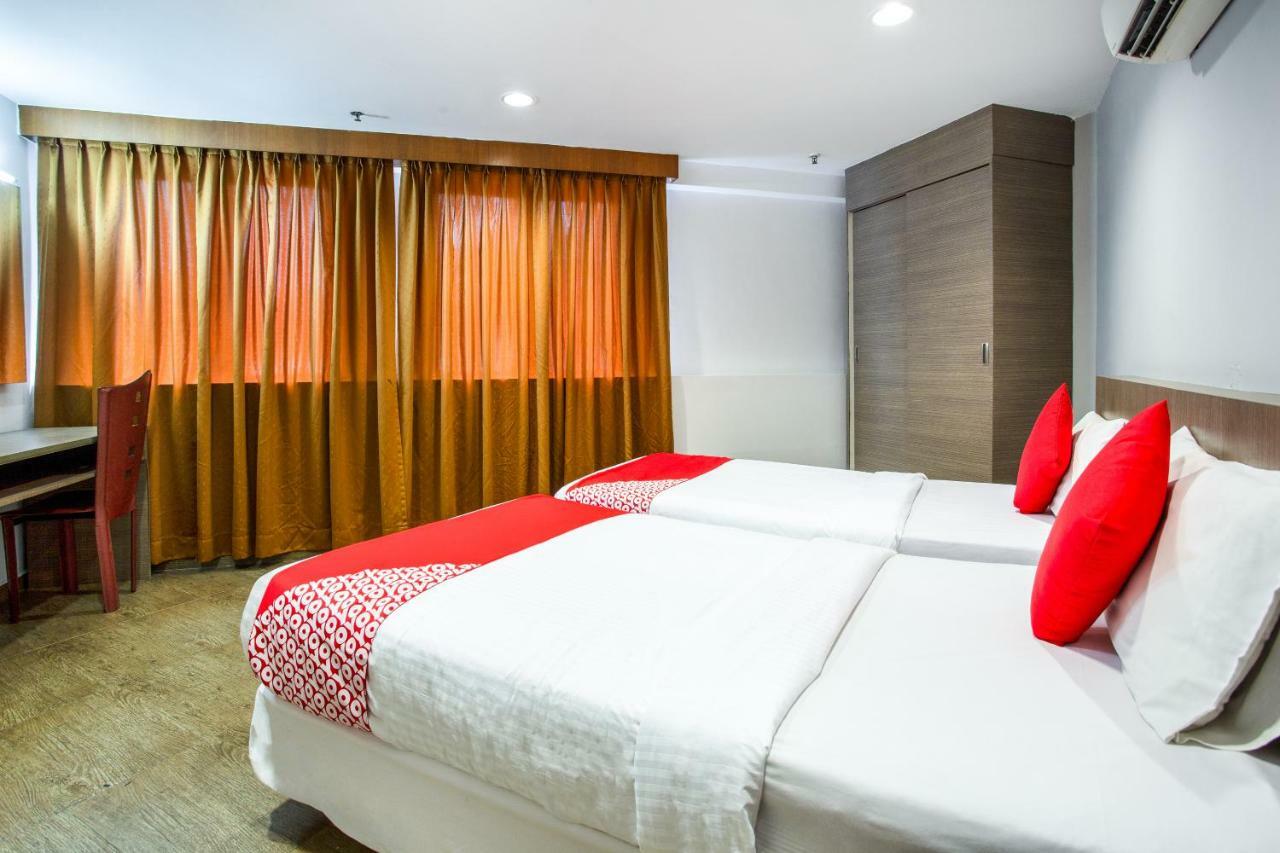 Oyo 106 Beach Hotel Singapore Esterno foto