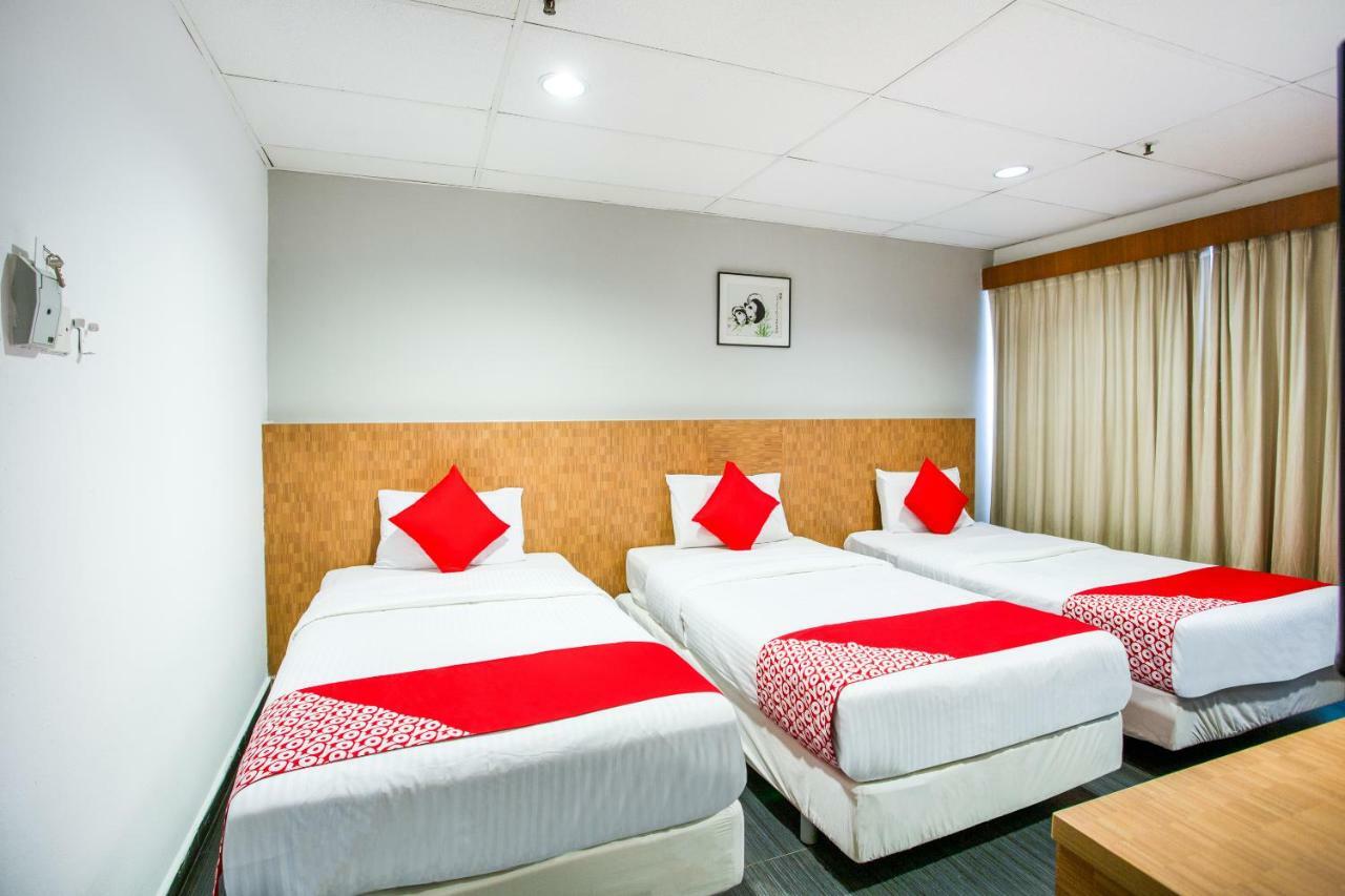Oyo 106 Beach Hotel Singapore Esterno foto